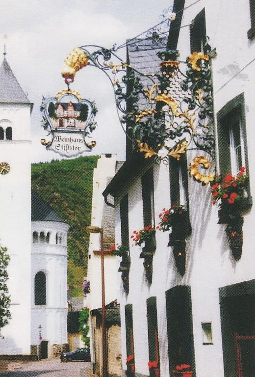 Hotel Weinhaus Am Stiftstor Трайс-Карден Екстер'єр фото